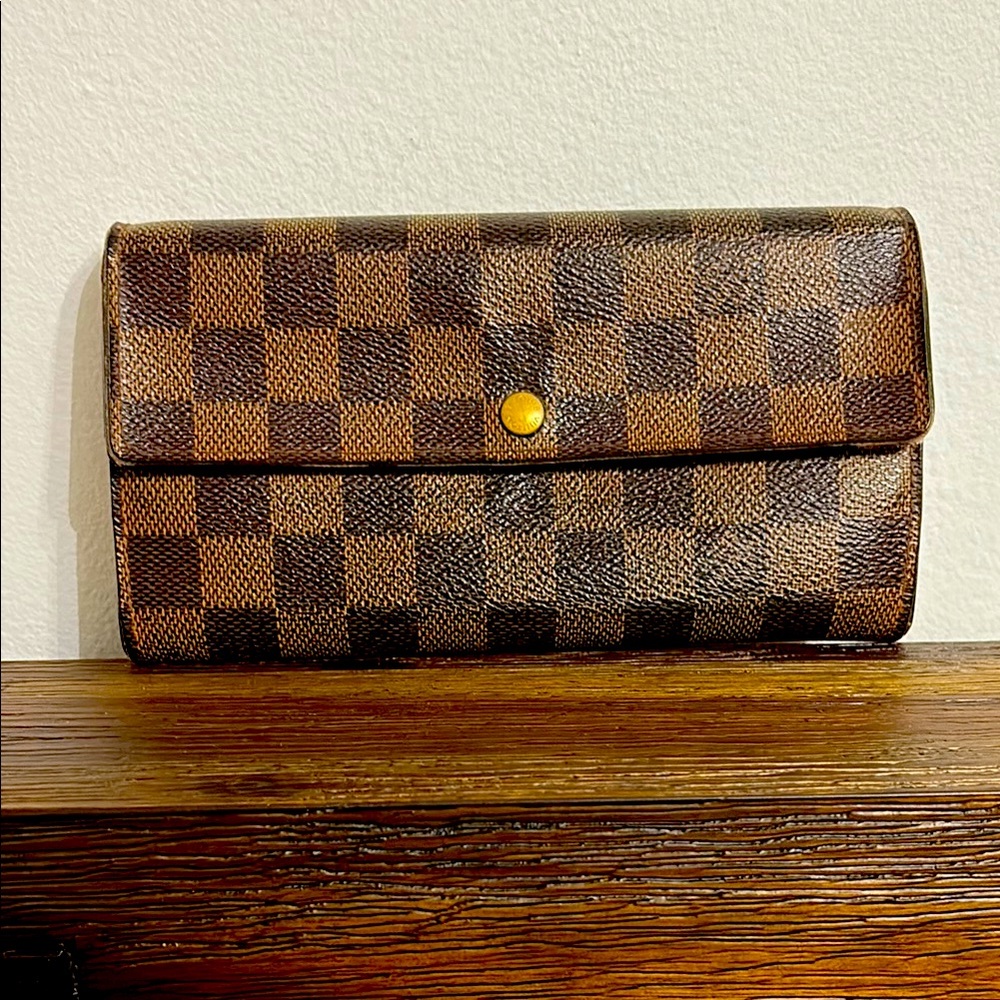 Authentic LV Damier Brown Wallet